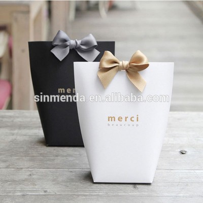 eco recycled natural packaging bags custom gold printed white black luxury gift paper bag with ribbon